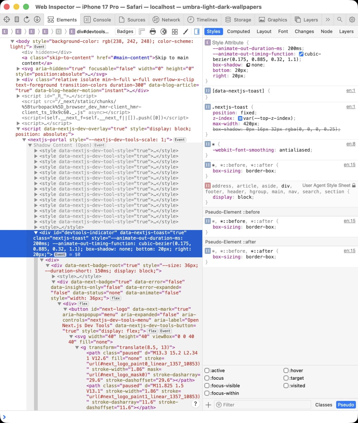 Safari Web Inspector у світлому й темному оформленні, під’єднаний до localhost в iPhone 17 Pro Simulator, з DOM сторінки та обчисленими стилями